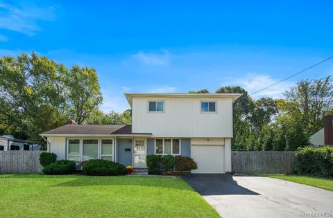 10 Riverdale Avenue Oakdale NY 11769