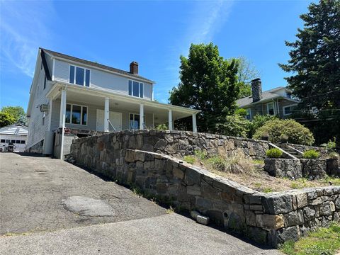 Homes For Sale - 47 Grandview Avenue<br/> Dobbs Ferry, NY 10522