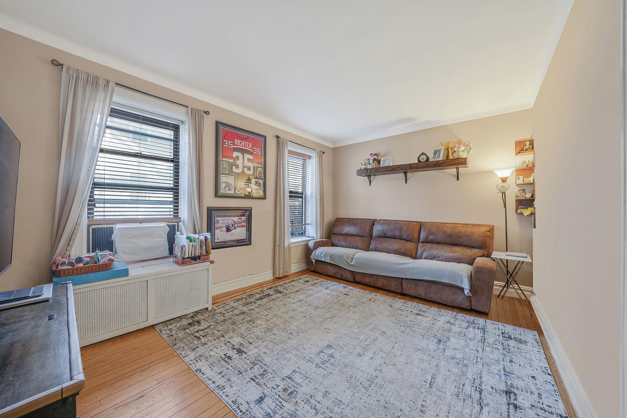83-84 116th St St #1H, Kew Gardens, New York image 1