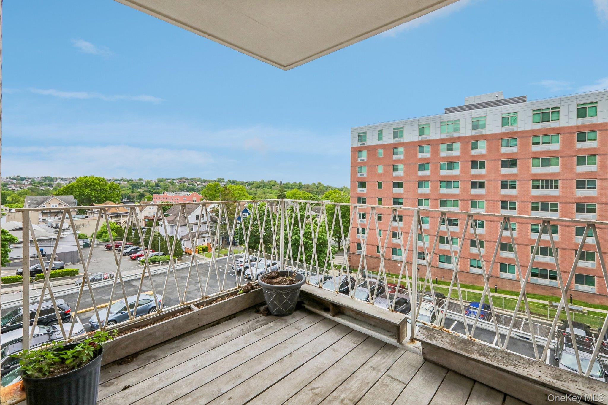 30 Lake Street 3J