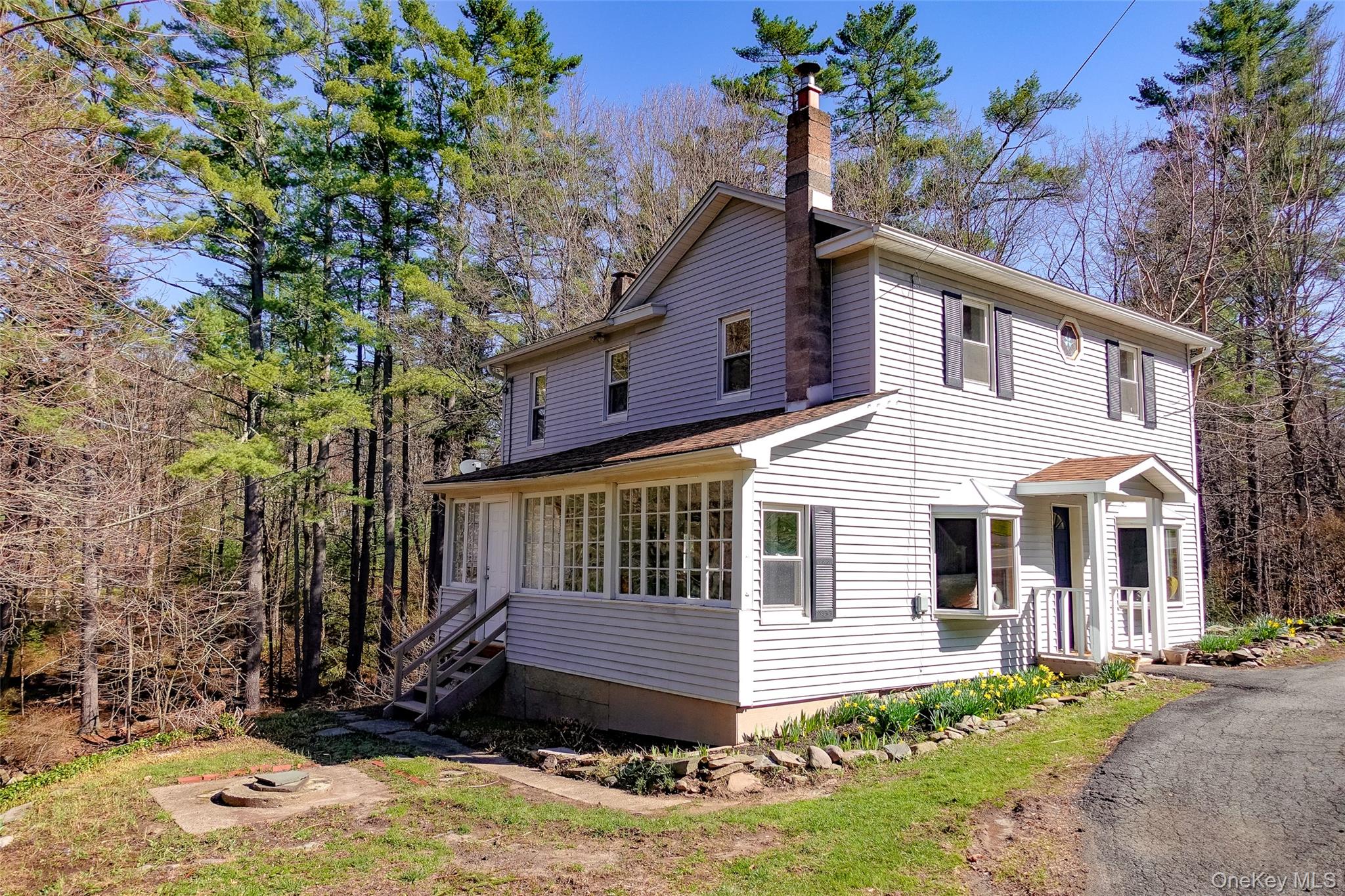 7 Highland Lake Road