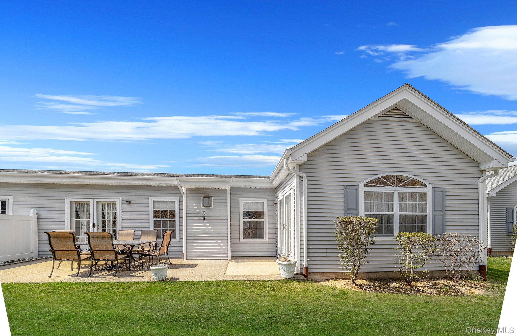 485 Woodscreek Court