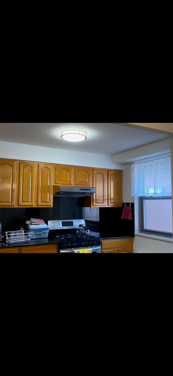 220-55 46 Avenue #9T, Bayside, New York image 5