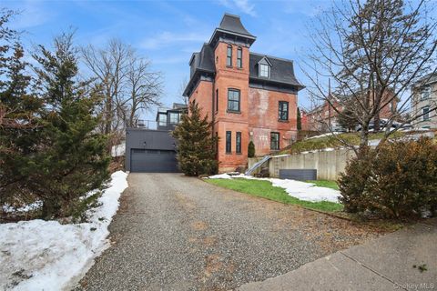 33 Davis Street Beacon NY 12508