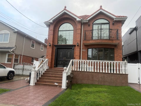 Multifamily For Sale - 147-22 18th Avenue<br/> Whitestone, NY 11357