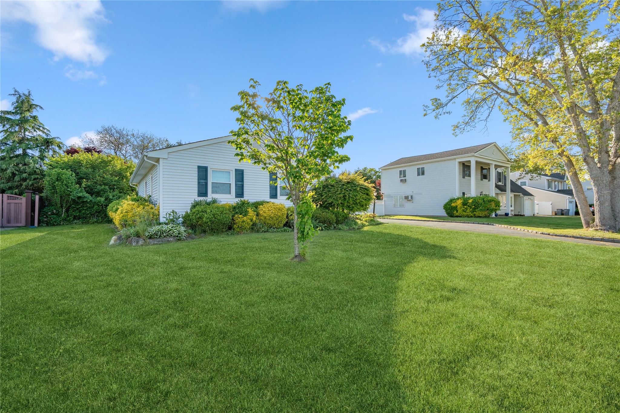 116 Nimbus Road, Holbrook, New York image 25