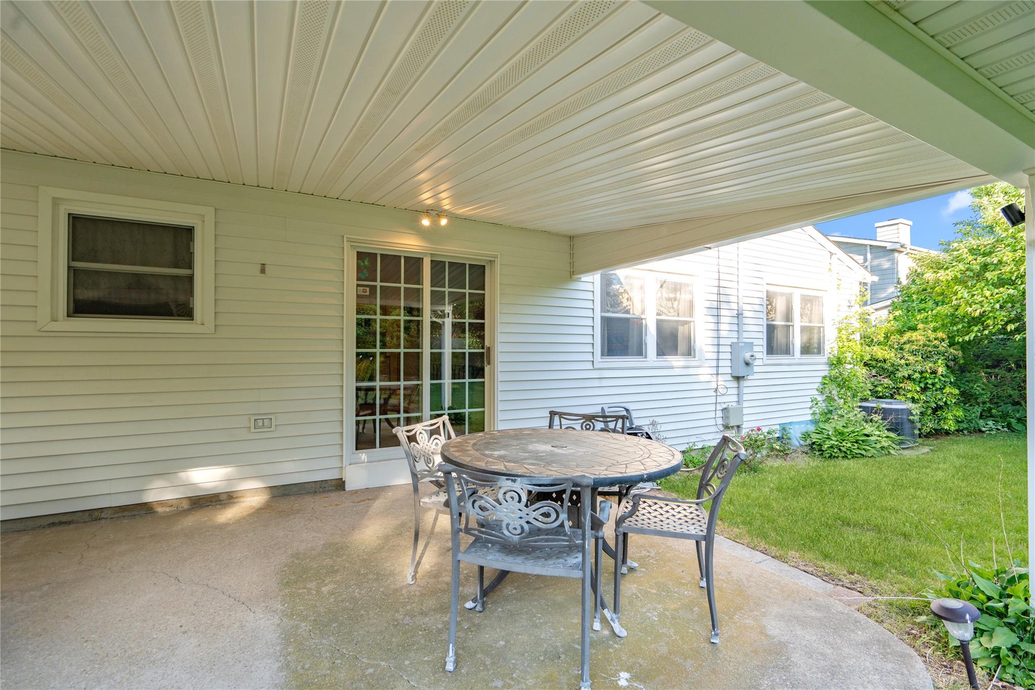116 Nimbus Road, Holbrook, New York image 23