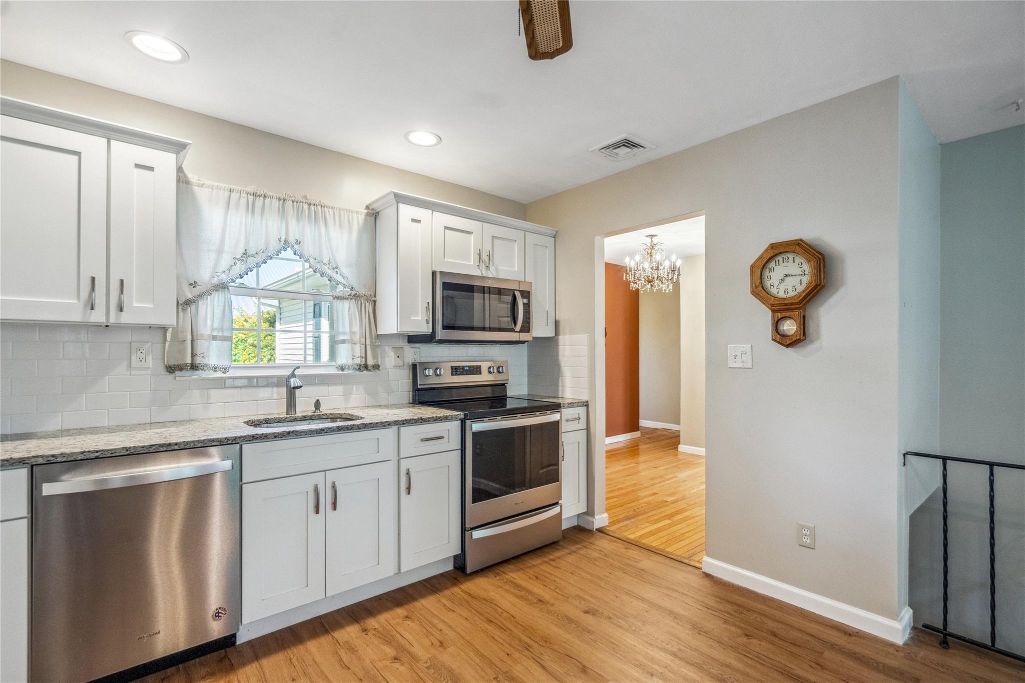 116 Nimbus Road, Holbrook, New York image 6
