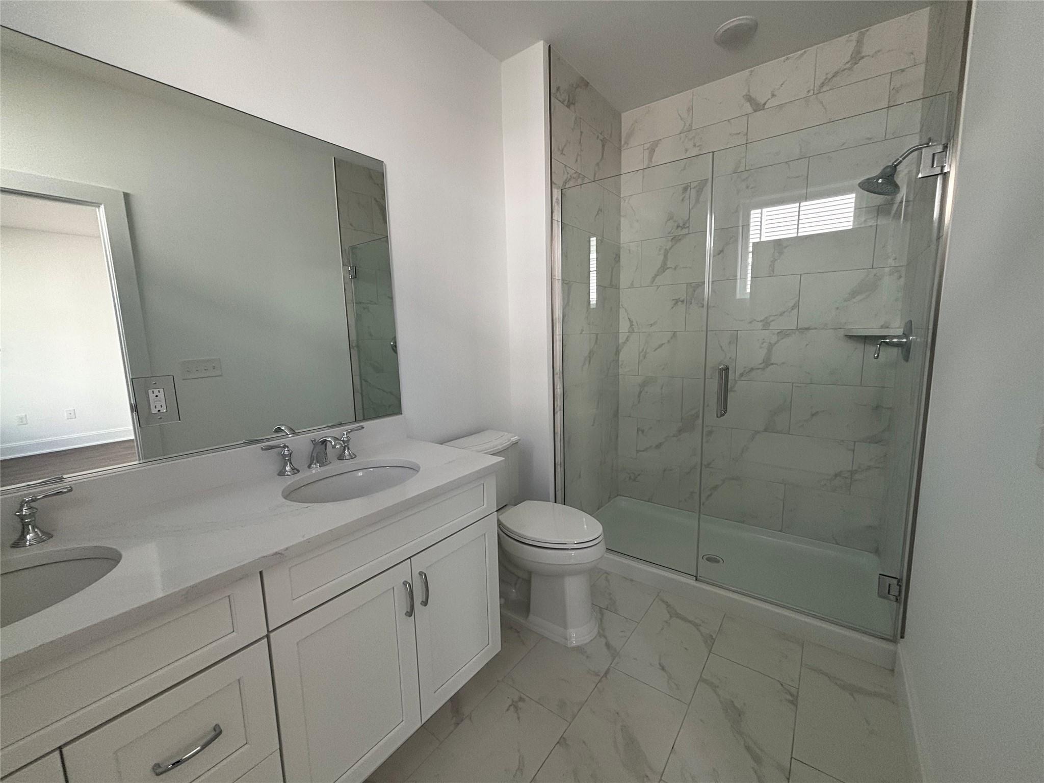 506 Emanuel Way #73, East Meadow, New York image 8