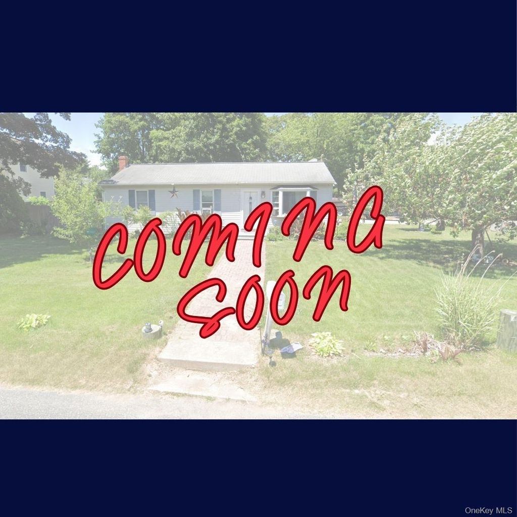 Photo of 9 Maple Road, Middle Island, NY 11953 (MLS # 951778)