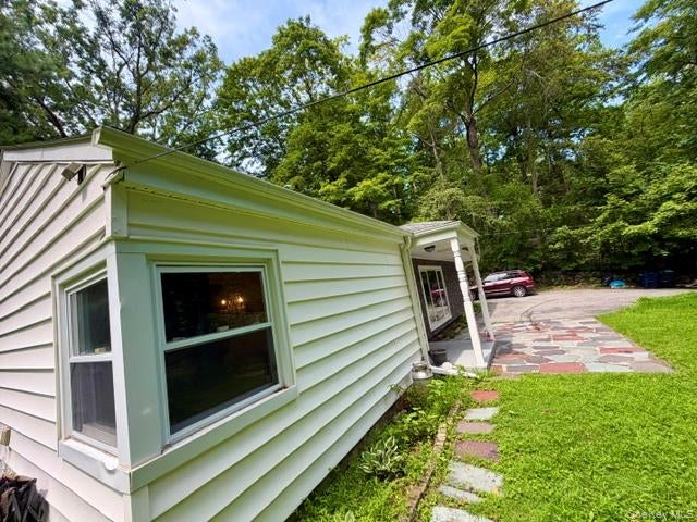 5093 Route 9W
