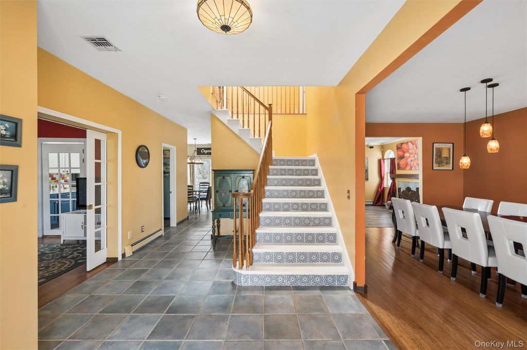 Photo of 3 Shang Lee Drive, Manorville, NY 11949 (MLS # 987257)