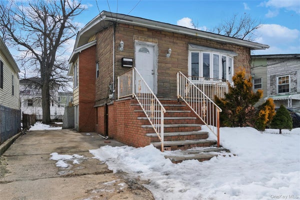 6529 BAYFIELD AVE, ARVERNE, NY 11692 - Image e4937ecd8dfd955274aaa943245c9bf5/1006351925