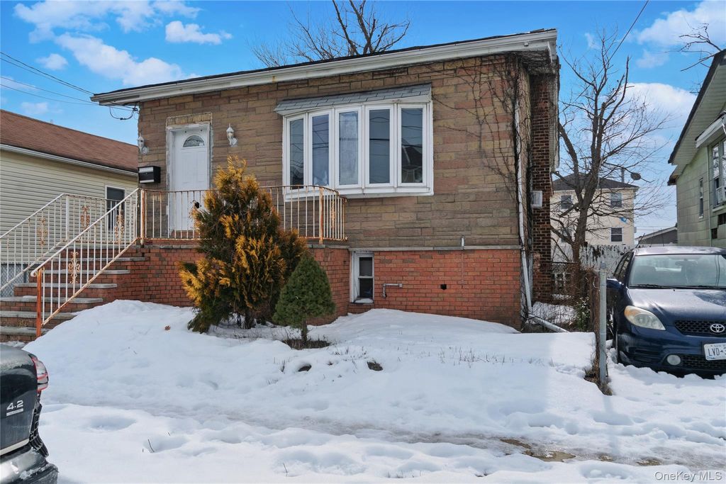 Photo of 6529 Bayfield Avenue, Arverne, NY 11692 (MLS # 968932)