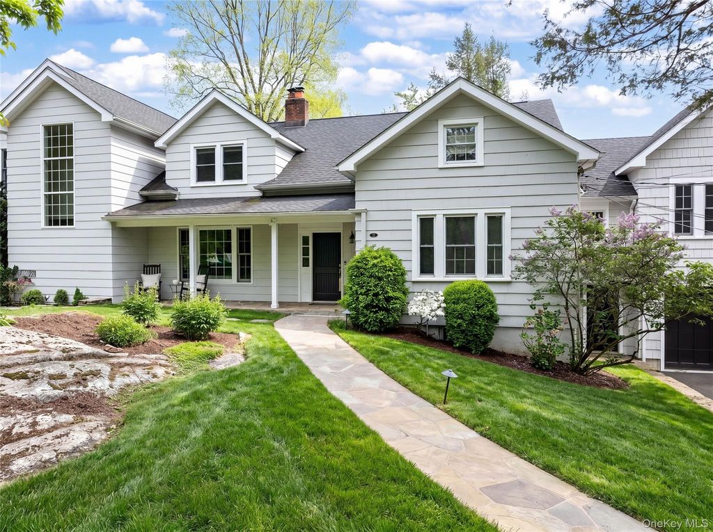 Photo of 357 West Street, Harrison, NY 10528 (MLS # 997314)