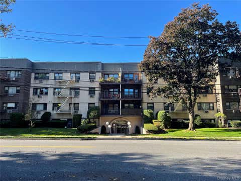 Homes For Sale - 2261 Palmer Avenue #1A<br/> New Rochelle, NY 10801