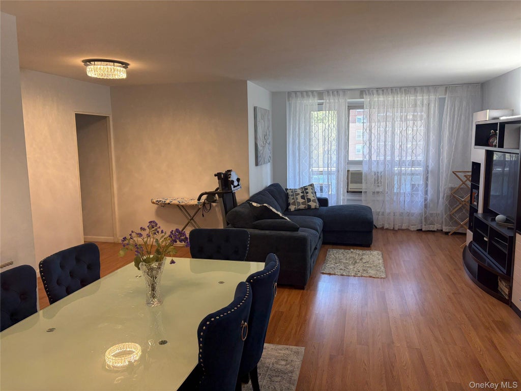 Photo of 97-10 62nd Drive #5j, Rego Park, NY 11374 (MLS # 1065177)