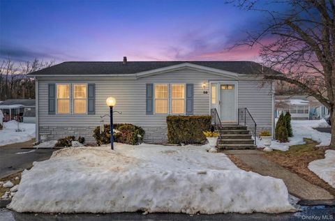 Mobile Home For Sale - 56 Fourth Drive<br/> Hyde Park, NY 12738