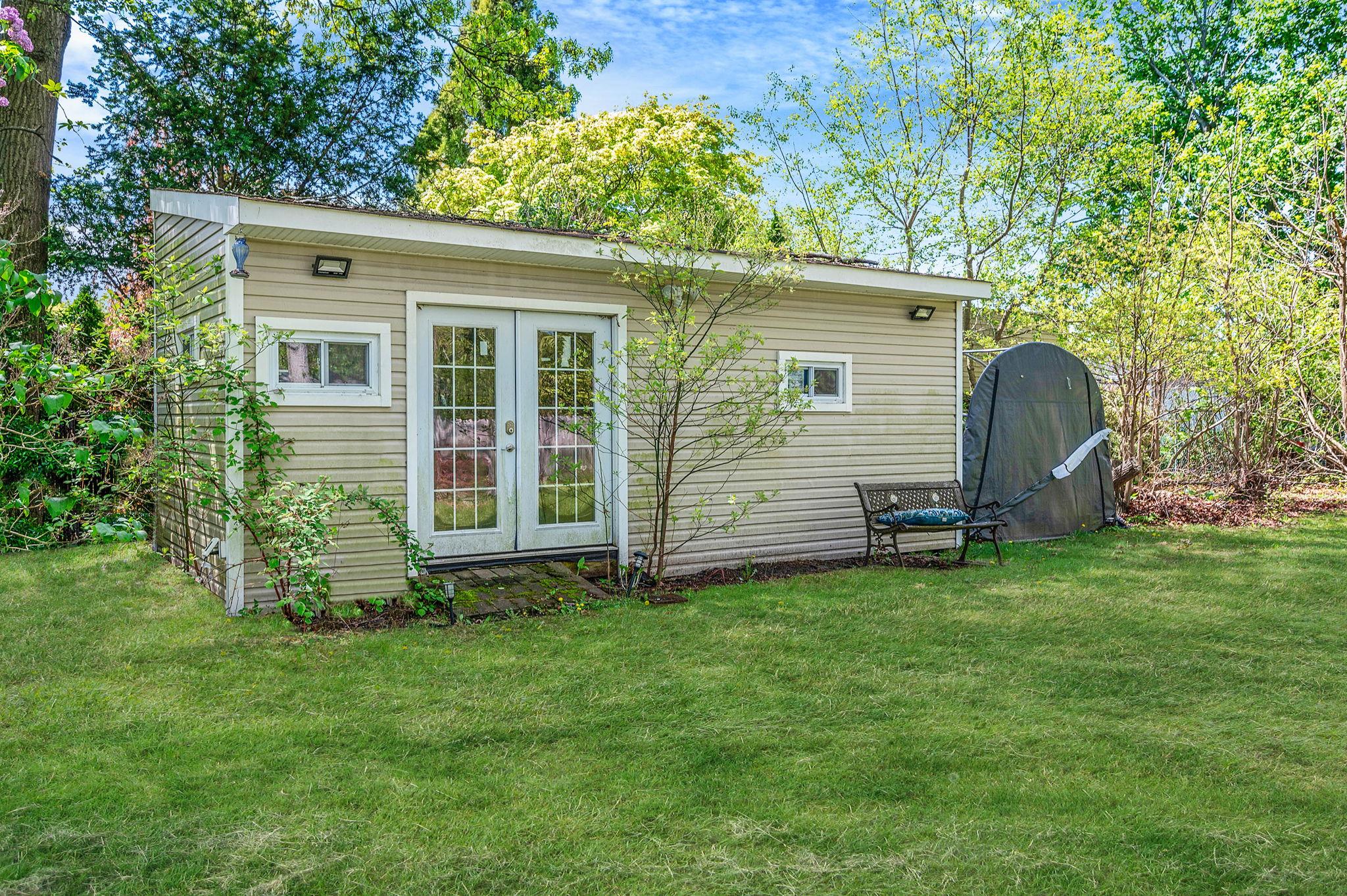 1150 Waverly Avenue, Holtsville, New York image 24