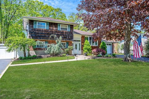 1150 Waverly Avenue Holtsville NY 11742