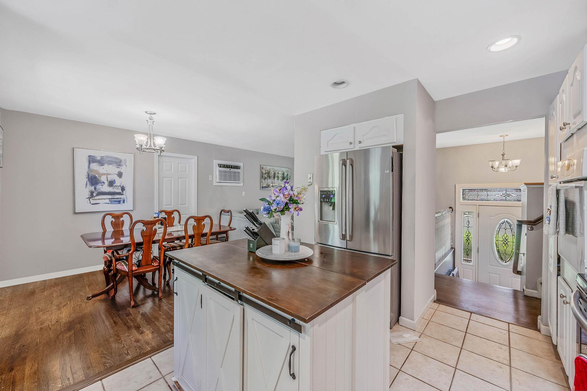 1150 Waverly Avenue, Holtsville, New York image 11
