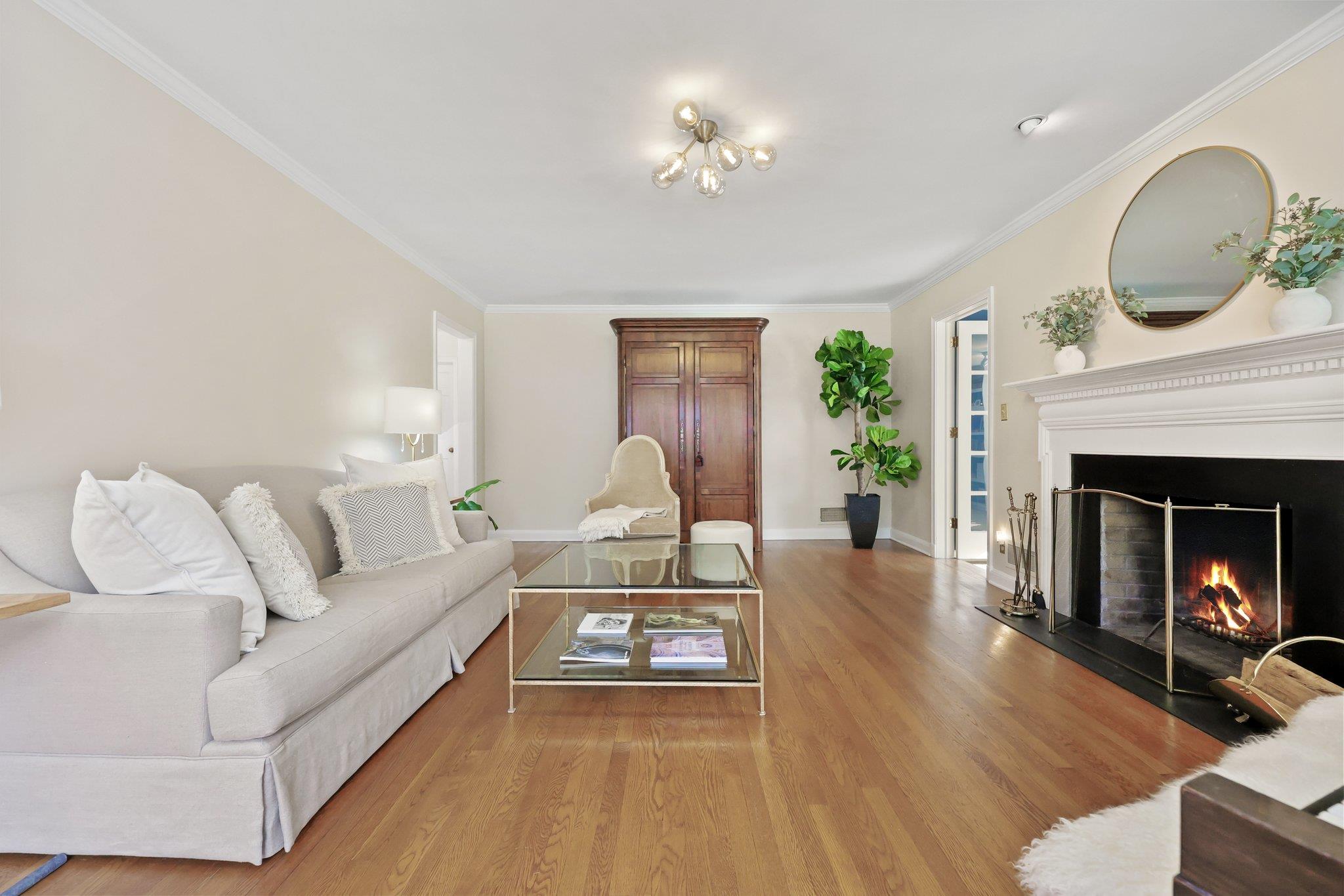 23 Bonnie Way, Larchmont, New York image 4