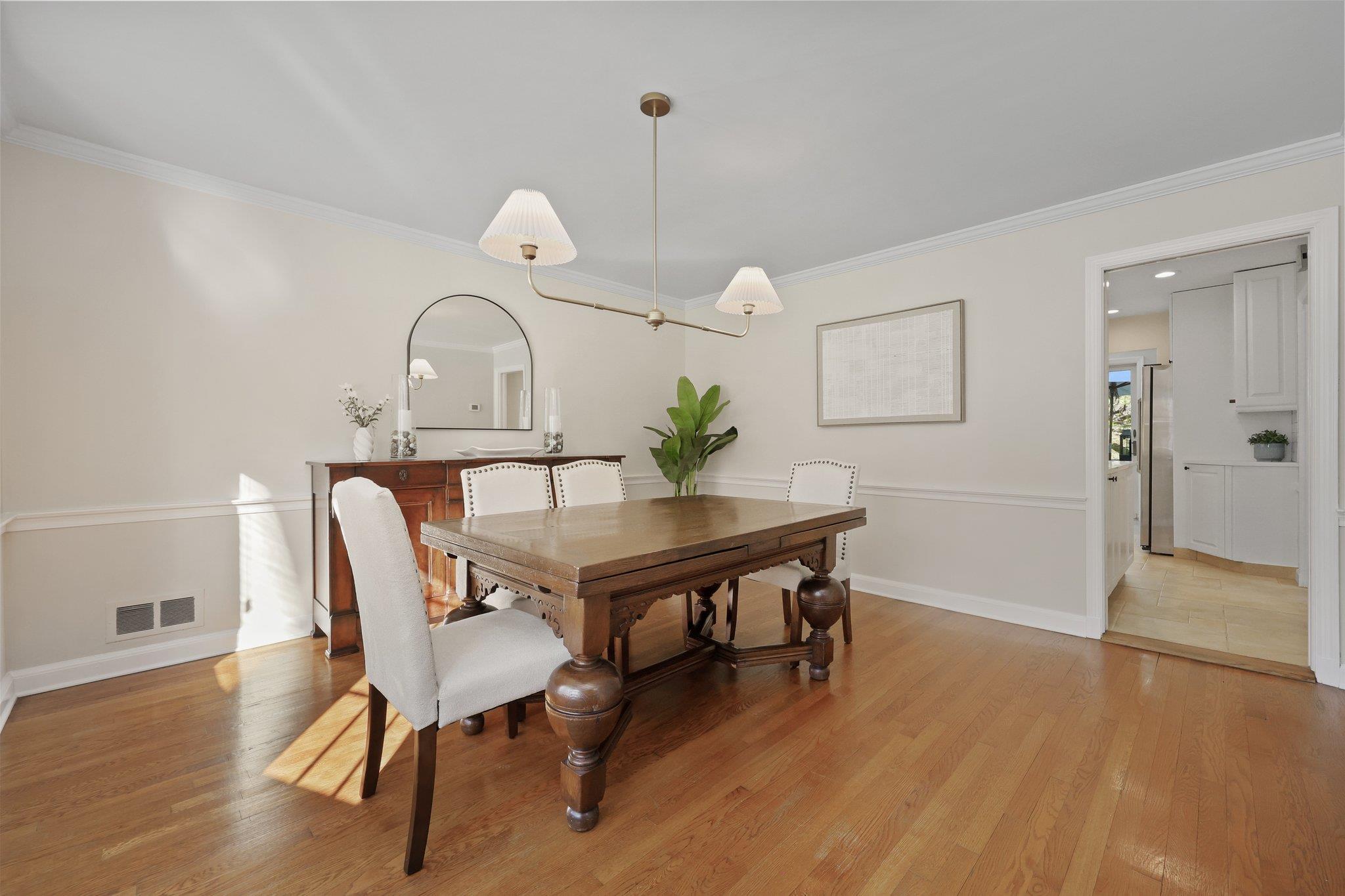 23 Bonnie Way, Larchmont, New York image 6