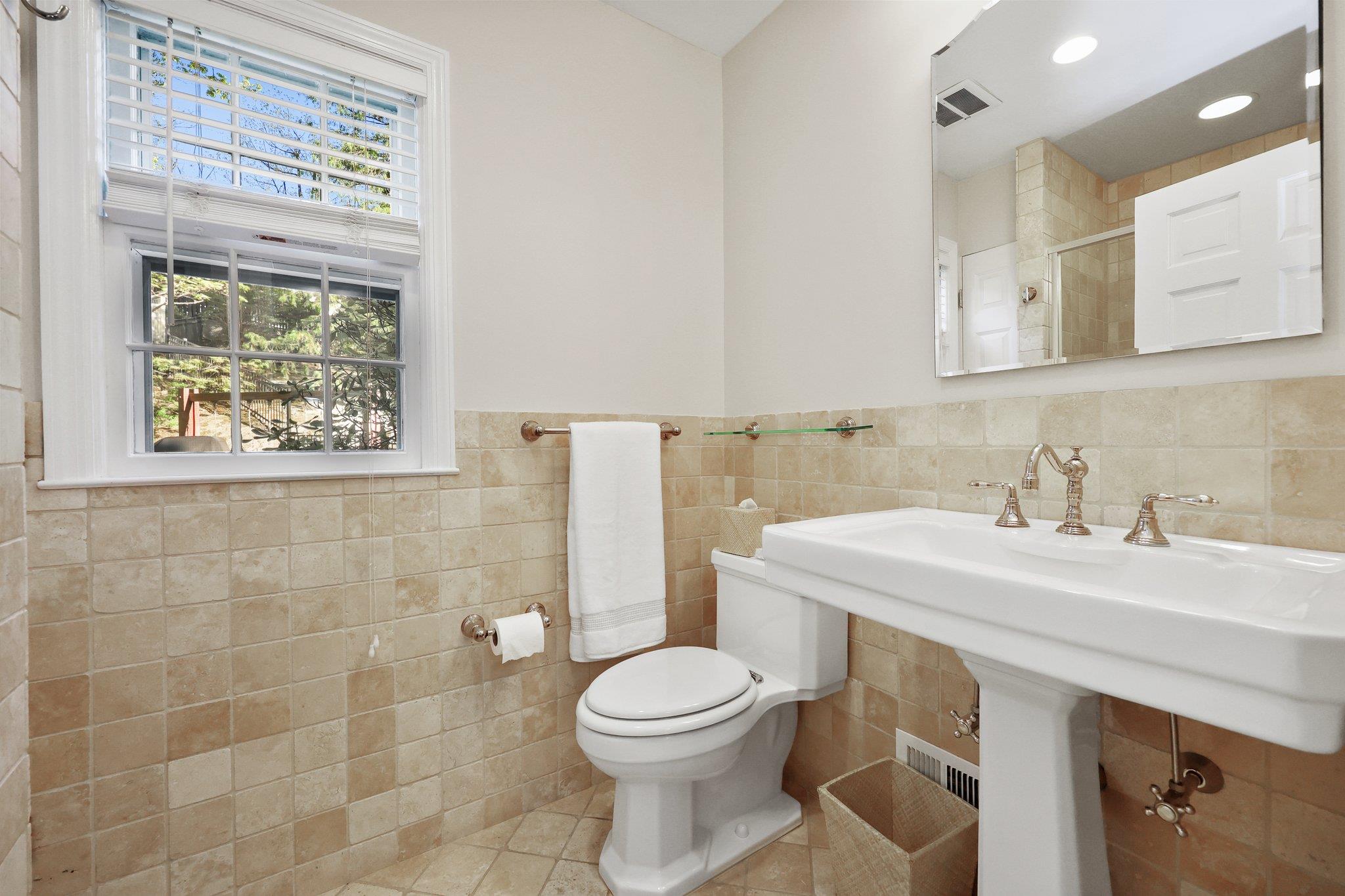 23 Bonnie Way, Larchmont, New York image 23