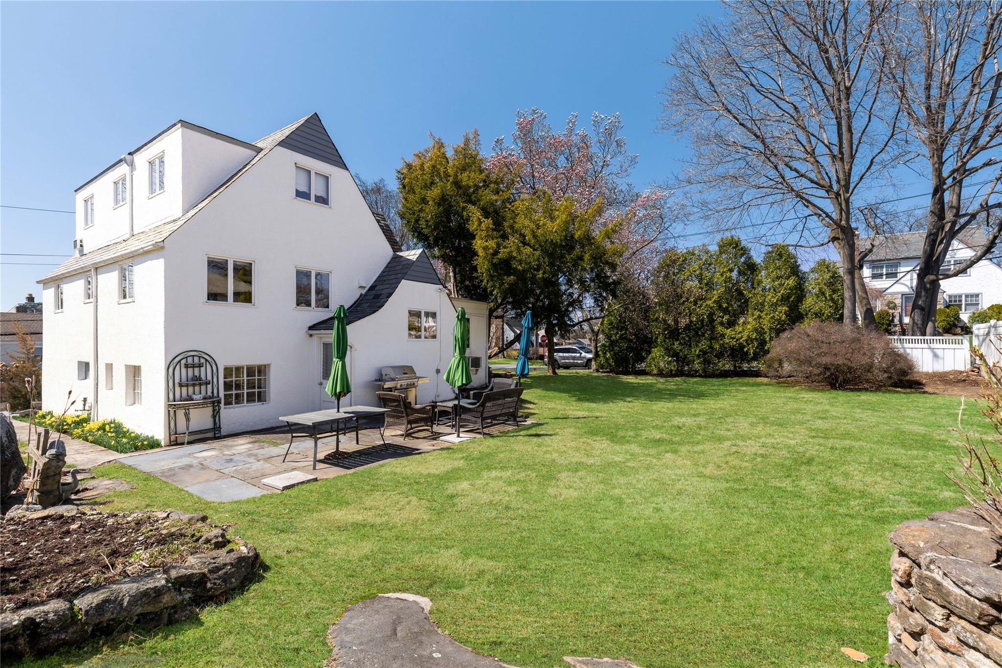 35 Wilson Drive, New Rochelle, New York image 19