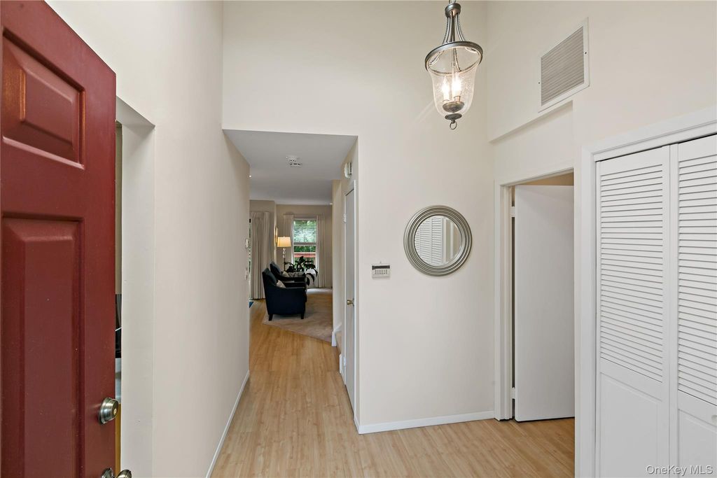 Photo of 191 Horseshoe Circle, Ossining, NY 10562 (MLS # 1018107)