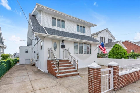 Multifamily For Sale - 160-35 99th Street<br/> Queens County, Howard Beach, NY 11414
