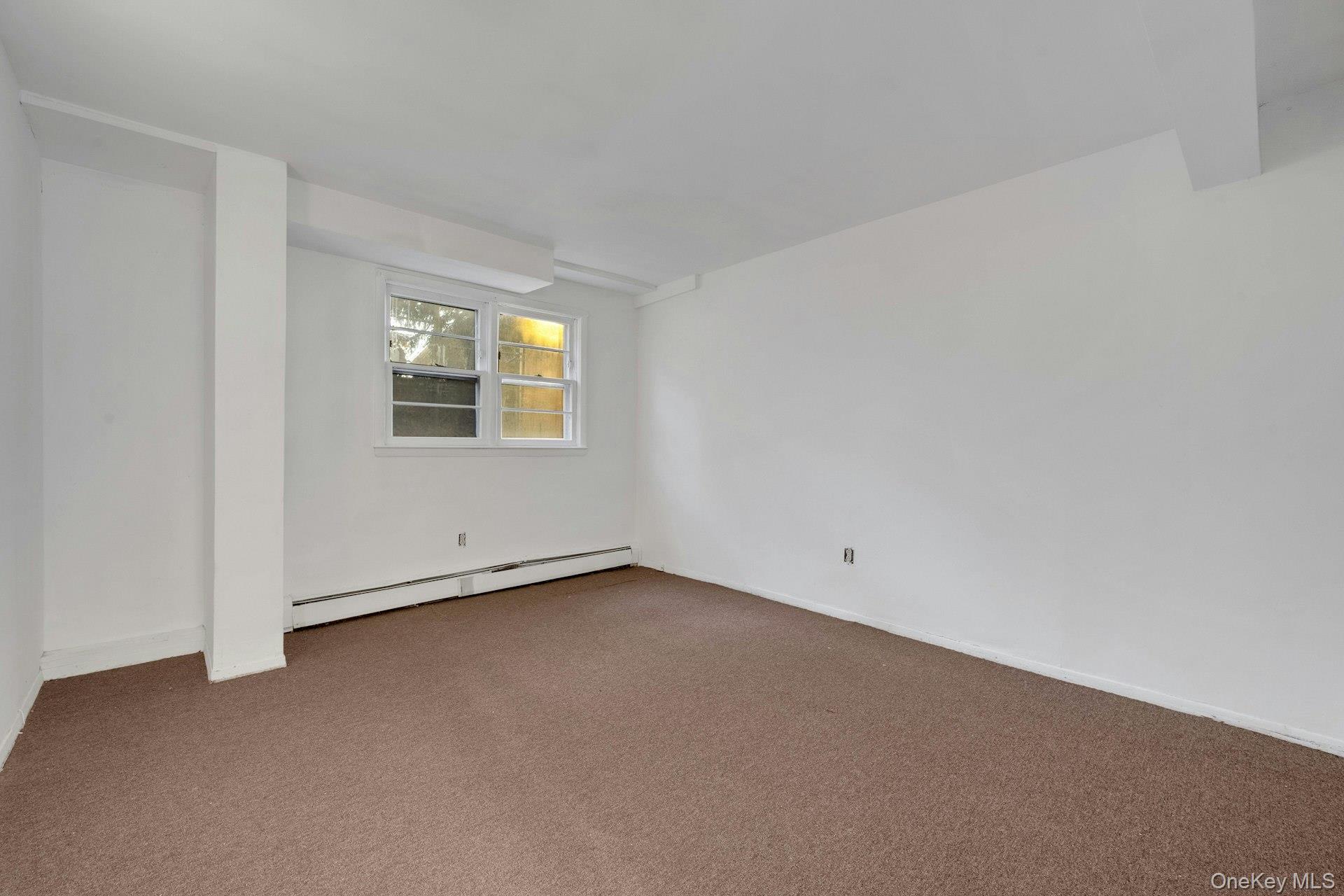 Yonkers, New York 10710, United States, 5 Bedrooms Bedrooms, ,3 BathroomsBathrooms,Residential,Active,253999