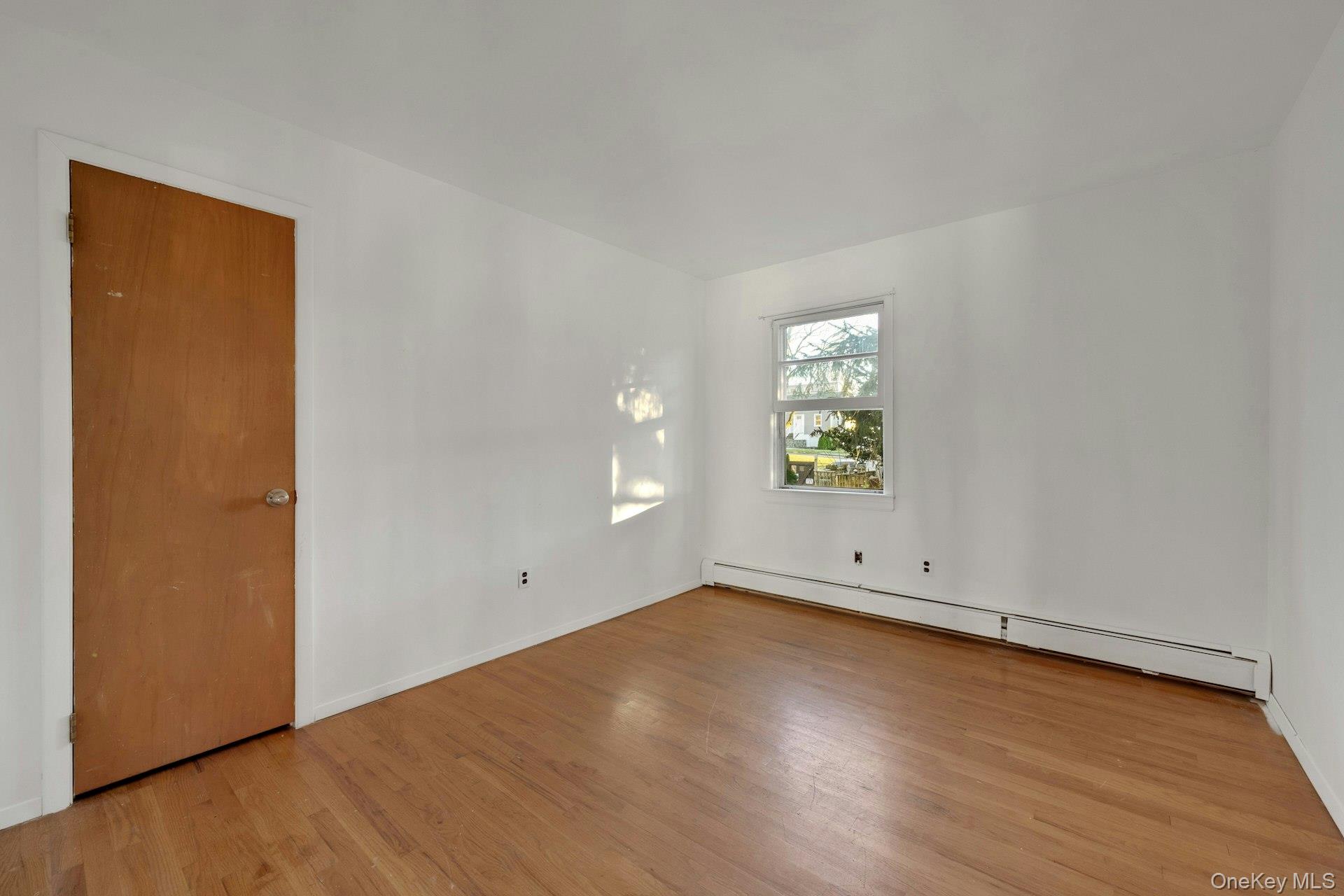 Yonkers, New York 10710, United States, 5 Bedrooms Bedrooms, ,3 BathroomsBathrooms,Residential,Active,253999