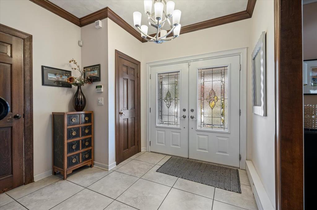 1120 Carlls Straight Path, Dix Hills, New York image 3