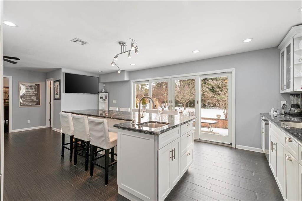 1120 Carlls Straight Path, Dix Hills, New York image 12