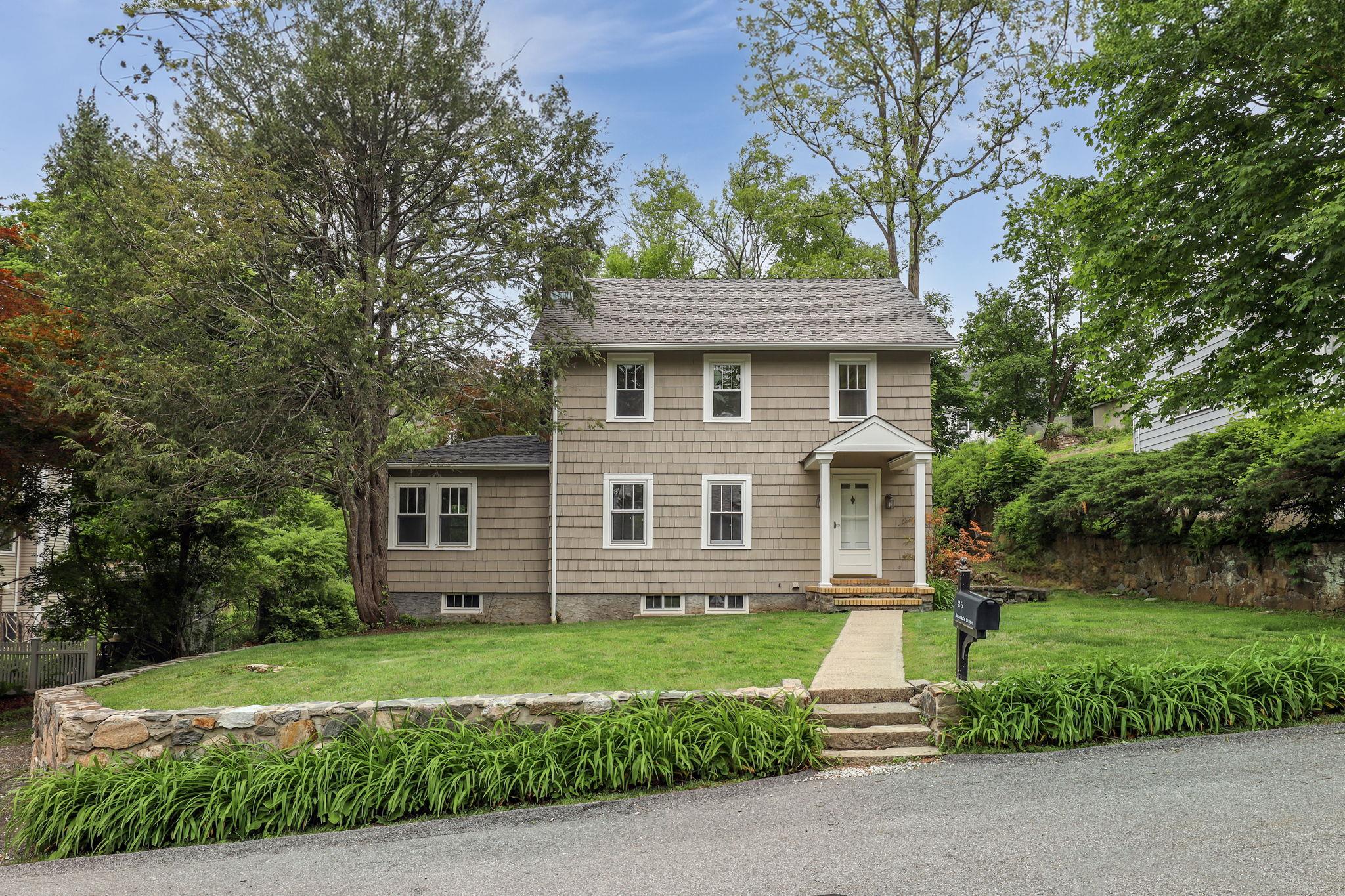 Property for Sale at Annadale Street, Armonk, New York - Bedrooms: 3 
Bathrooms: 2 
Rooms: 7  - $725,000