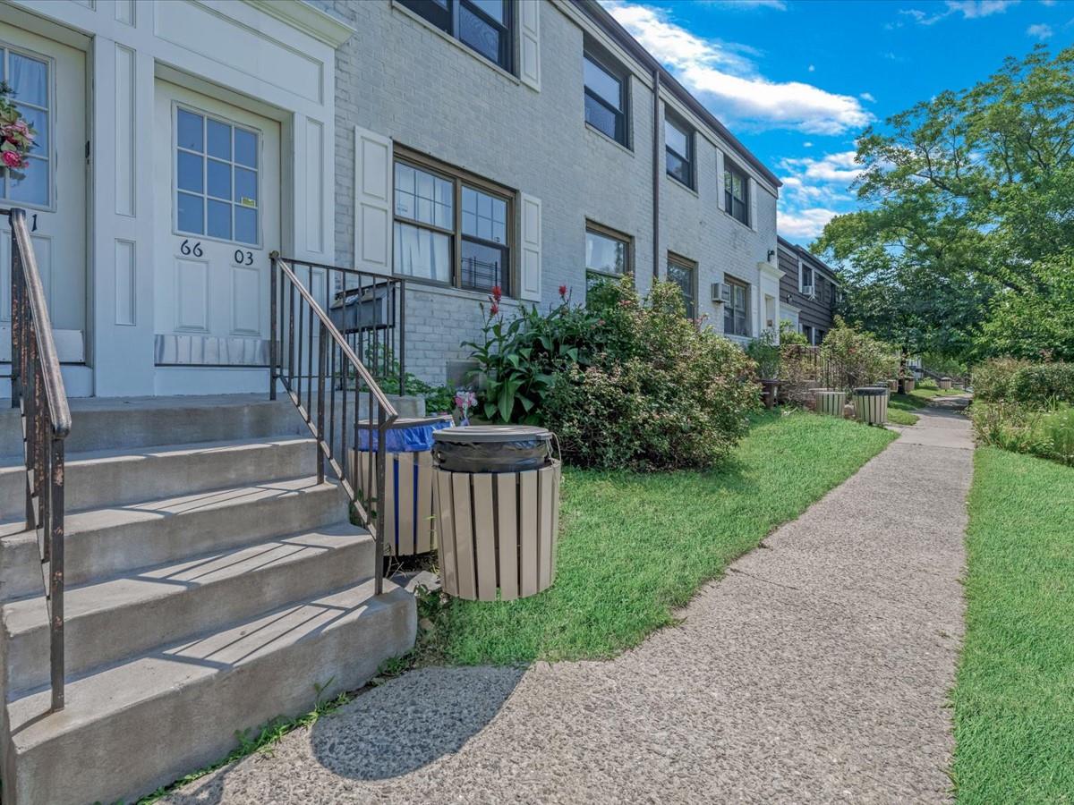 66-03 Park Drive East Dr #A, Kew Garden Hills, New York image 2