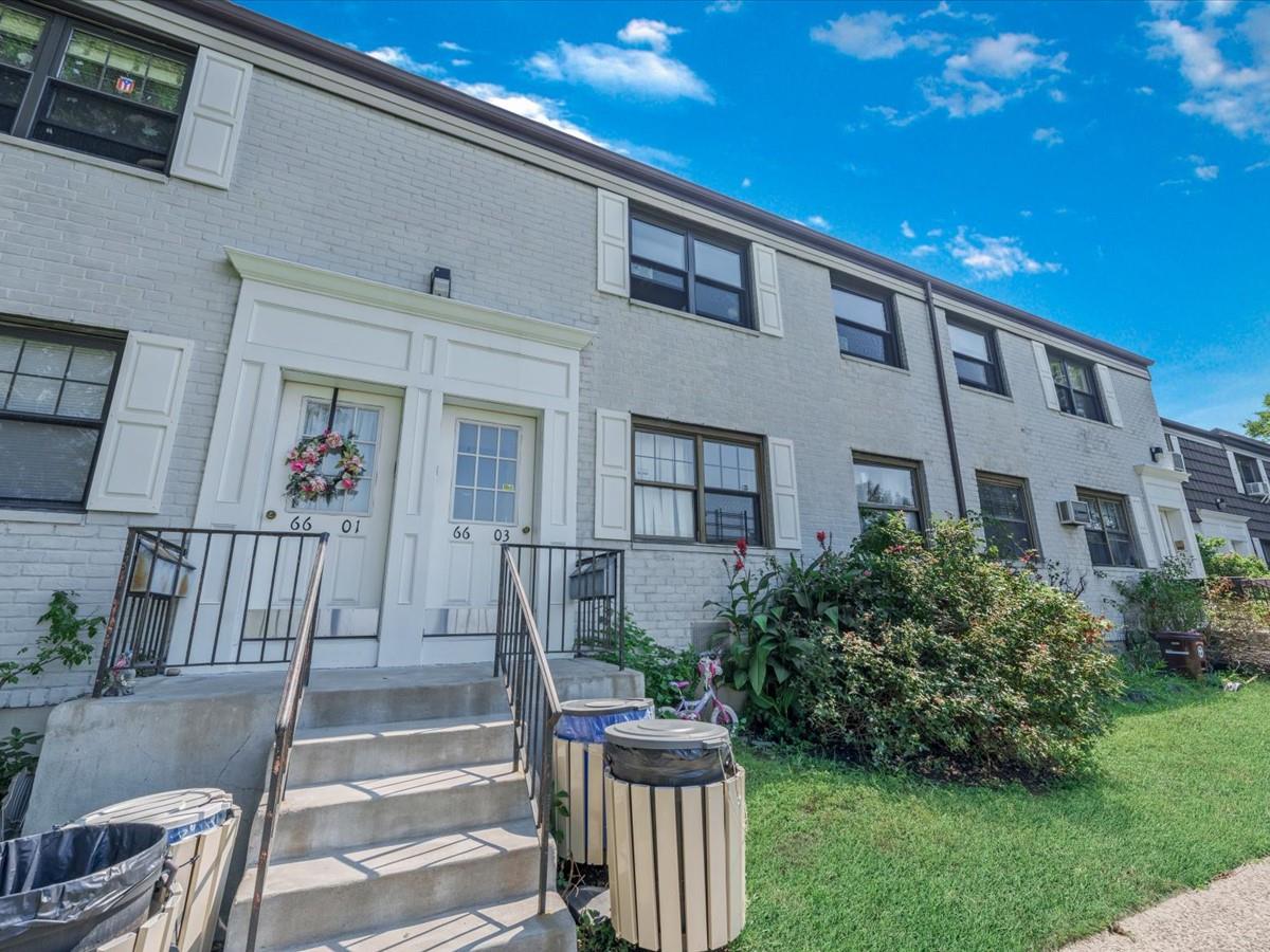 66-03 Park Drive East Dr #A, Kew Garden Hills, New York image 1