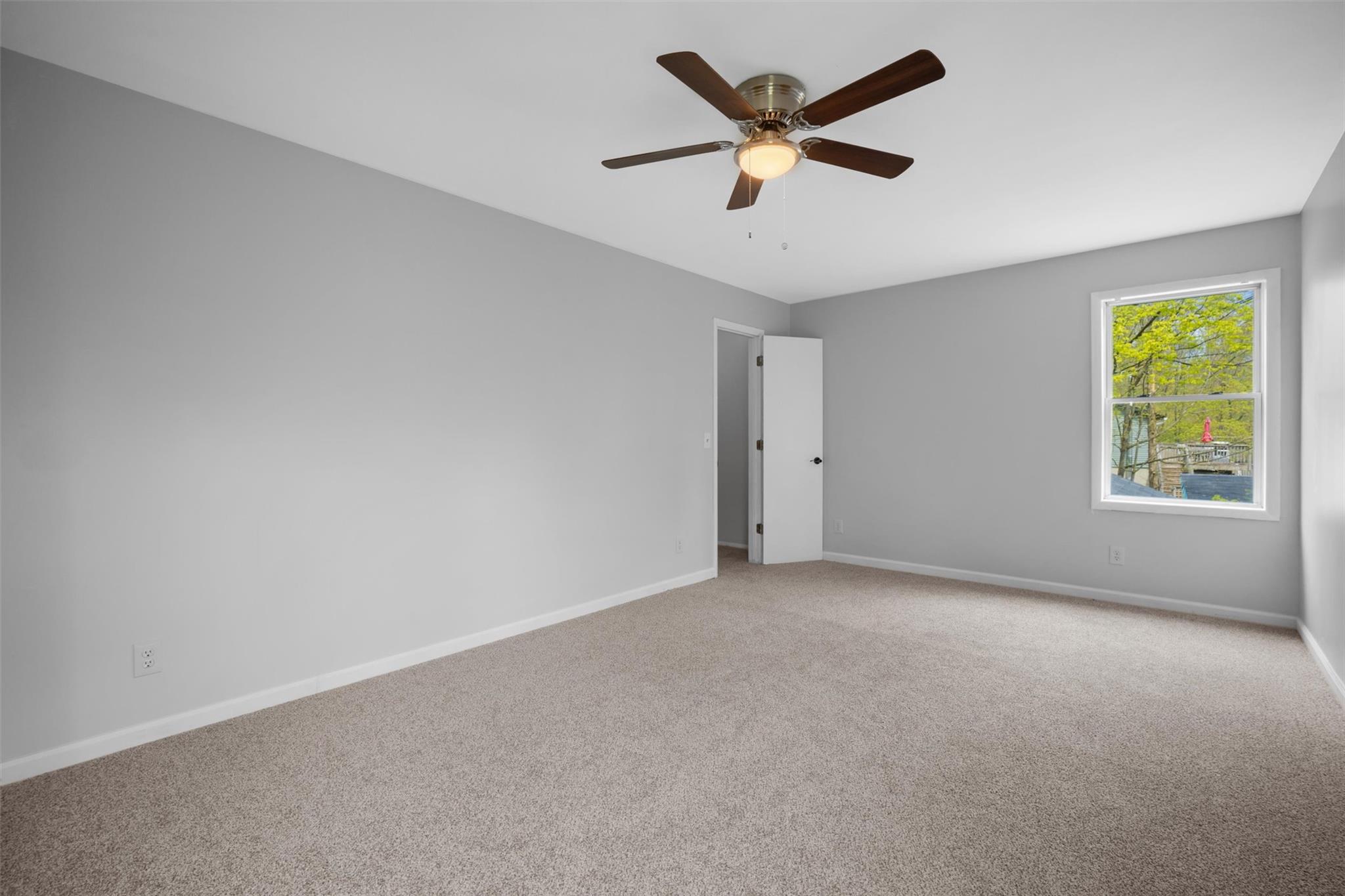 122 Susan Drive, Poughquag, New York image 18