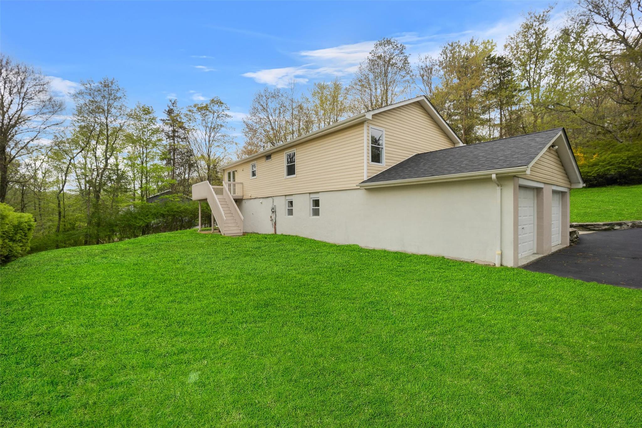 122 Susan Drive, Poughquag, New York image 34