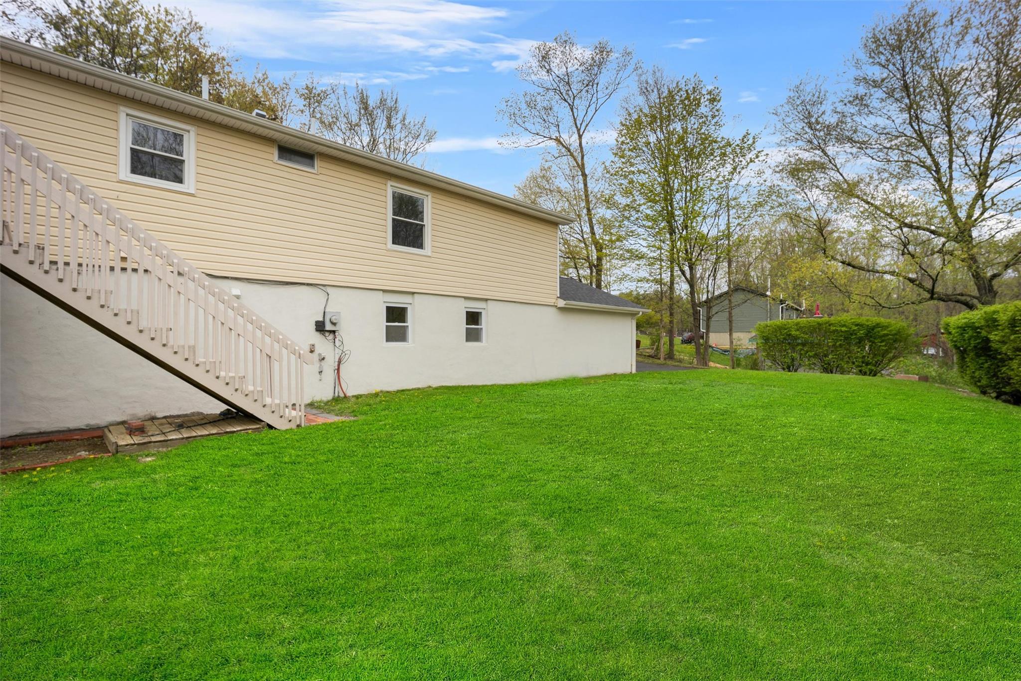 122 Susan Drive, Poughquag, New York image 32