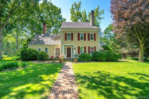 Homes For Sale - 750 Reeve Avenue<br/> Suffolk County, Mattituck, NY 11952