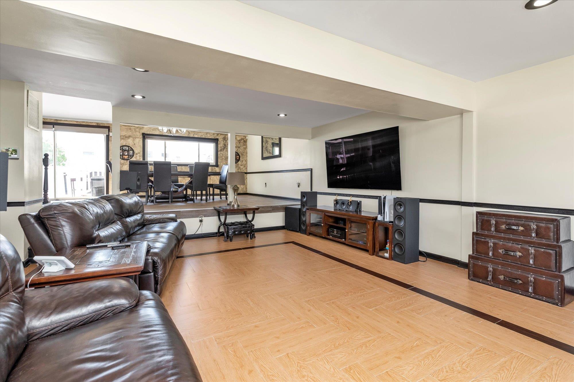 286 Westside Avenue, Freeport, New York image 4