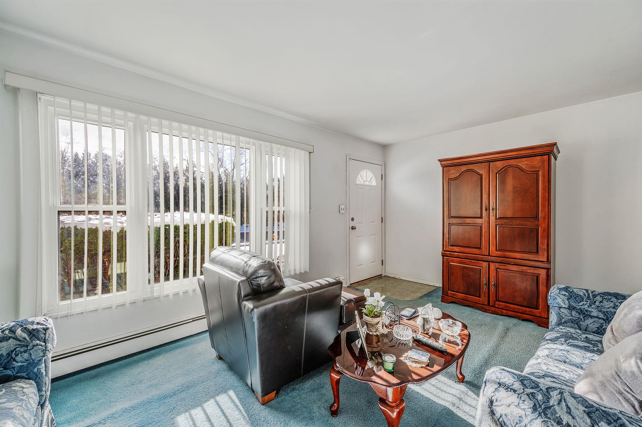 4162 Gloria Road, Bethpage, New York image 5