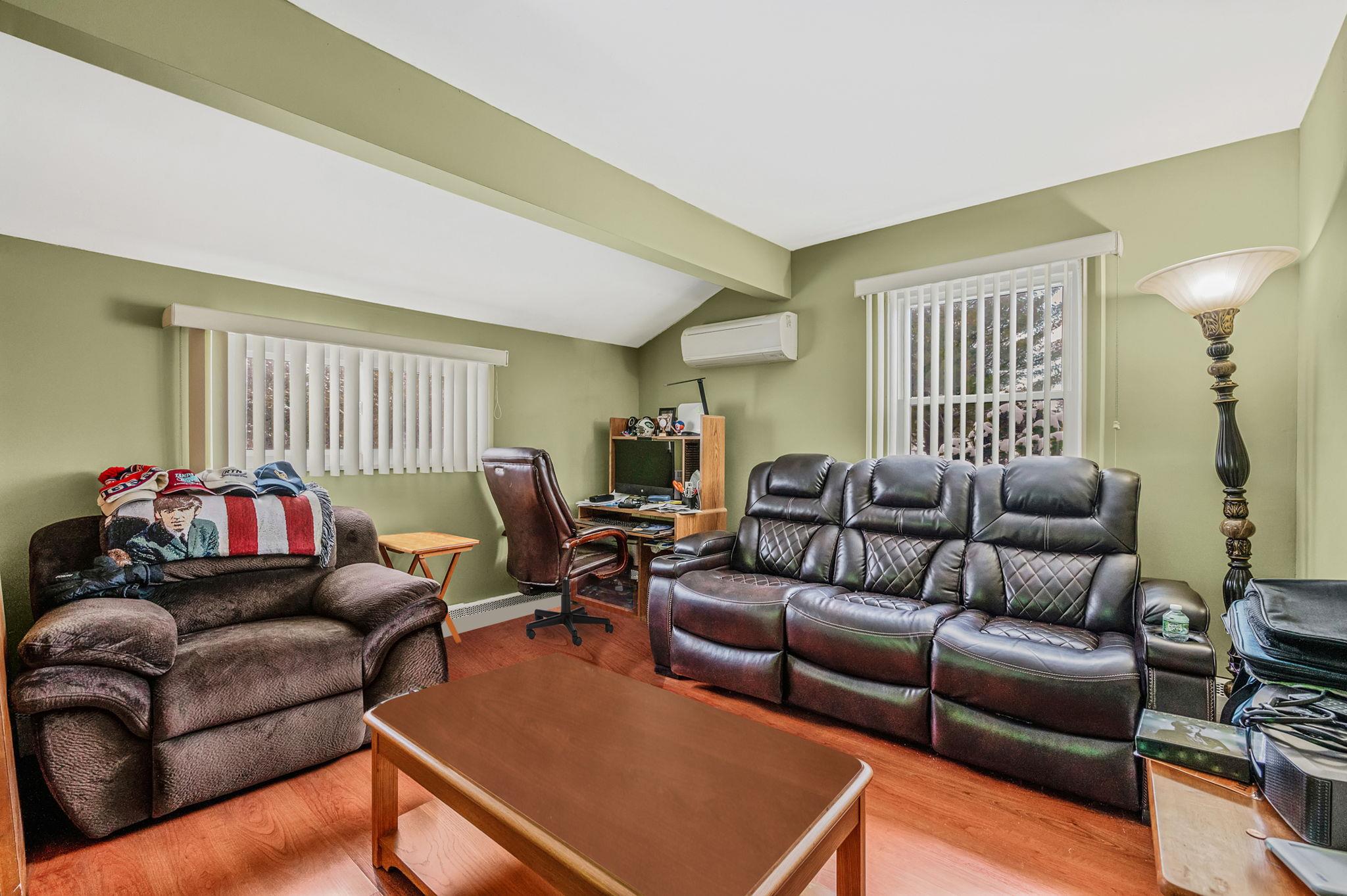 4162 Gloria Road, Bethpage, New York image 16