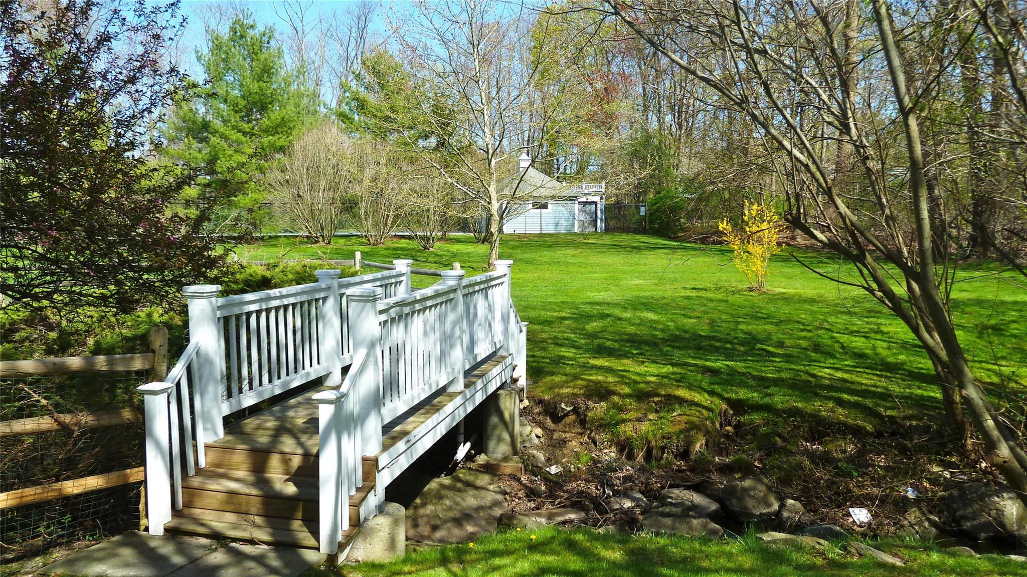14 Wyndham Close, White Plains, New York image 44