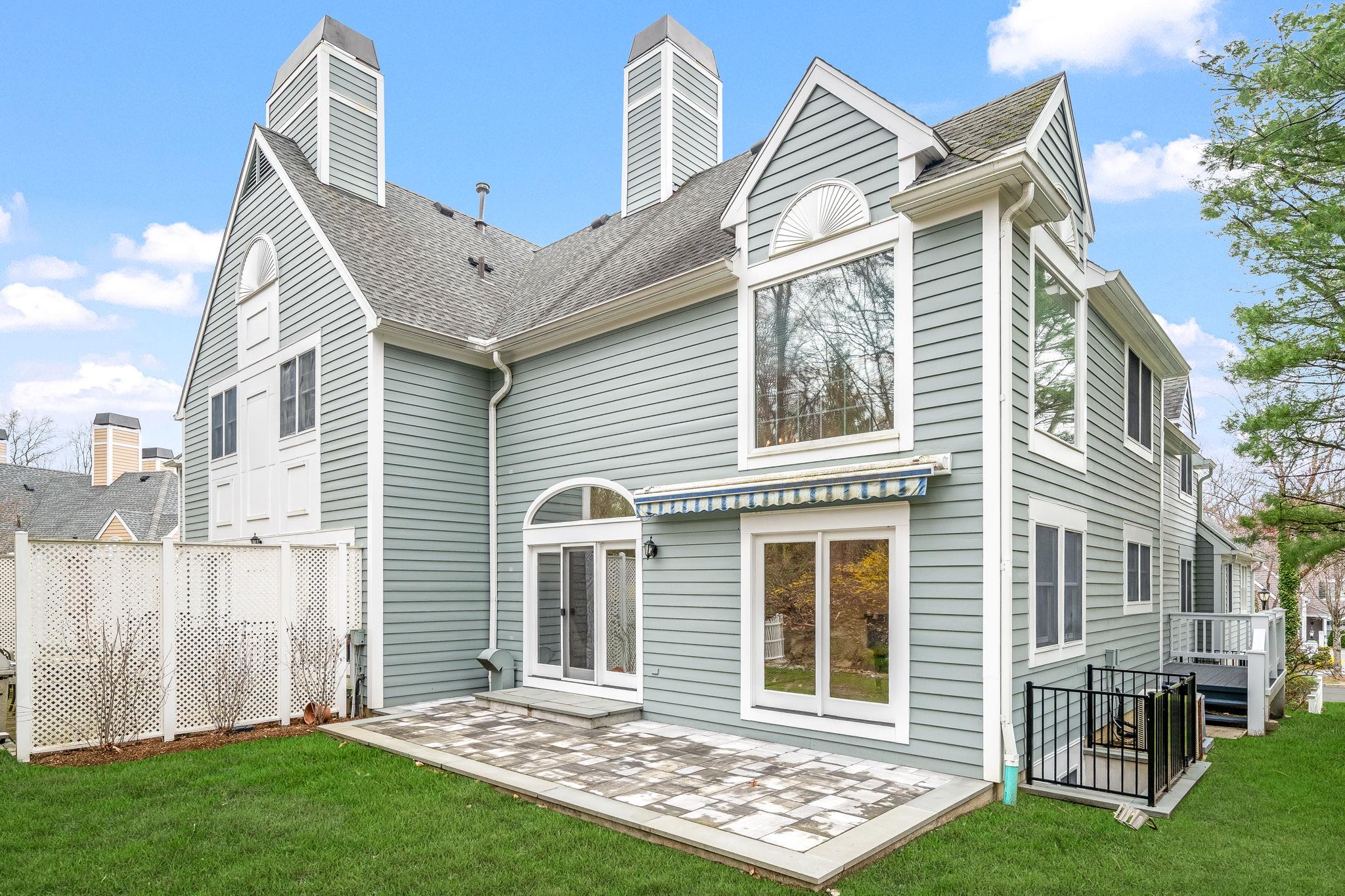 14 Wyndham Close, White Plains, New York image 9