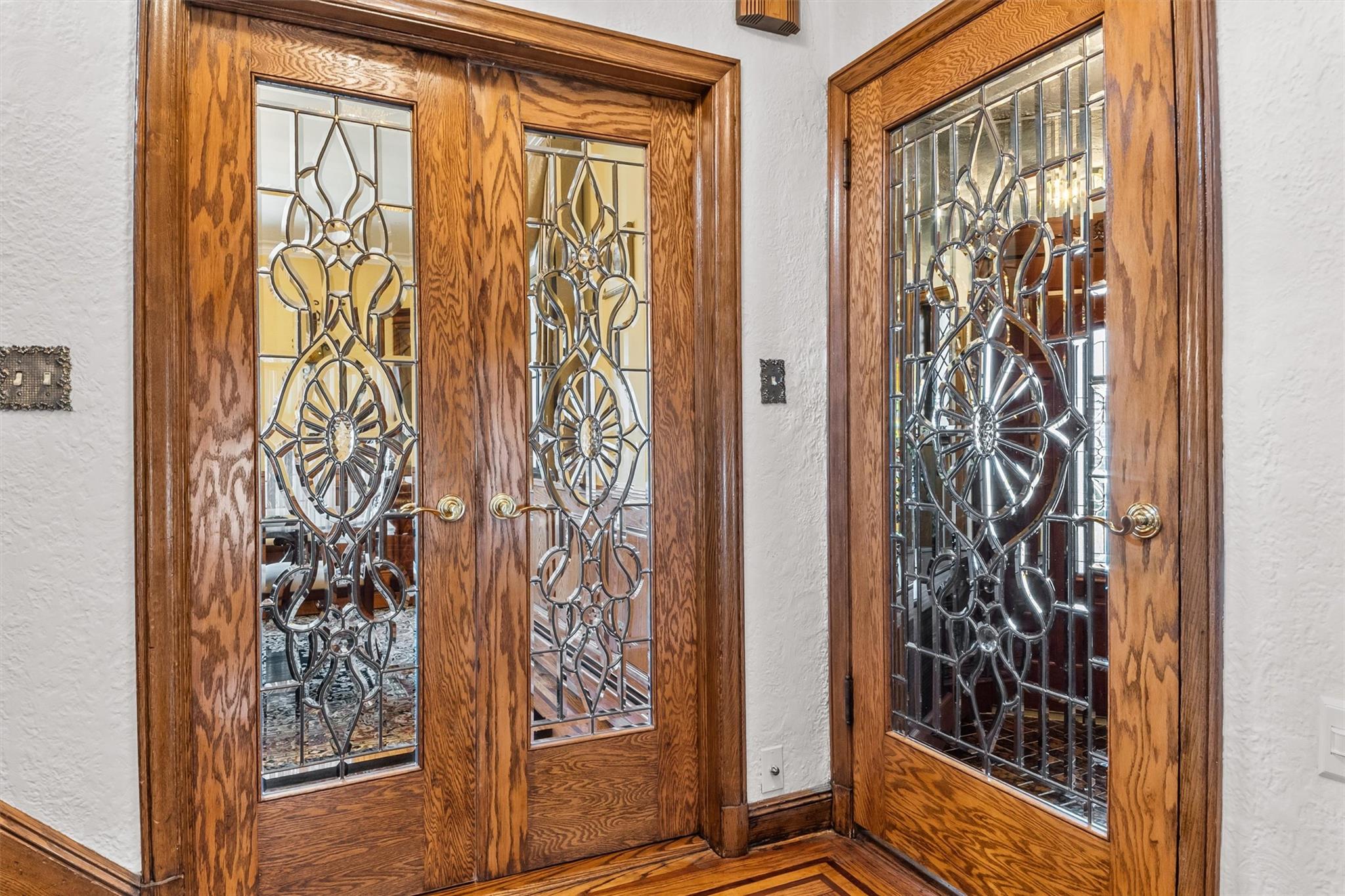 182 Kneeland Avenue, Yonkers, New York image 8