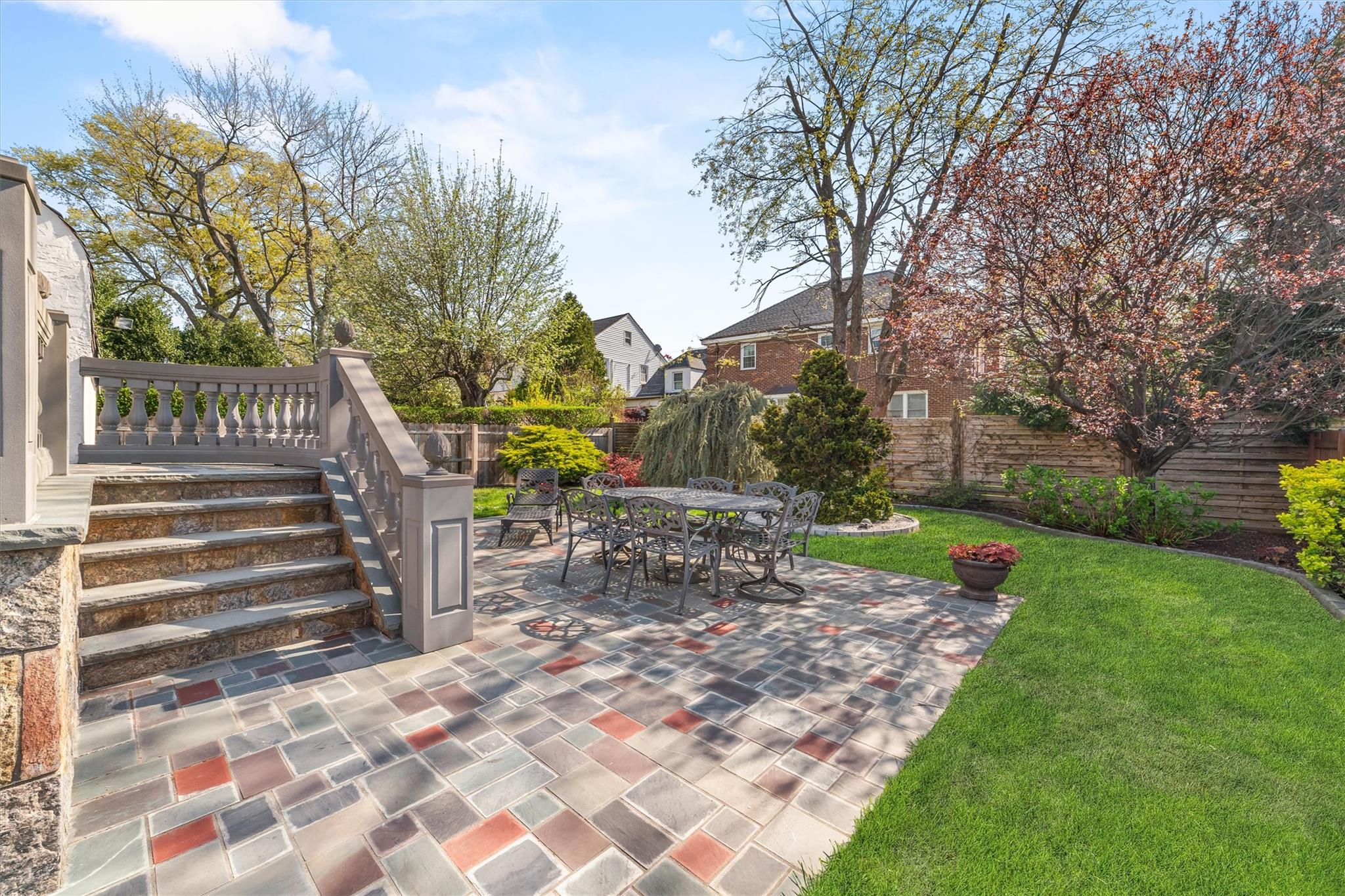 182 Kneeland Avenue, Yonkers, New York image 40
