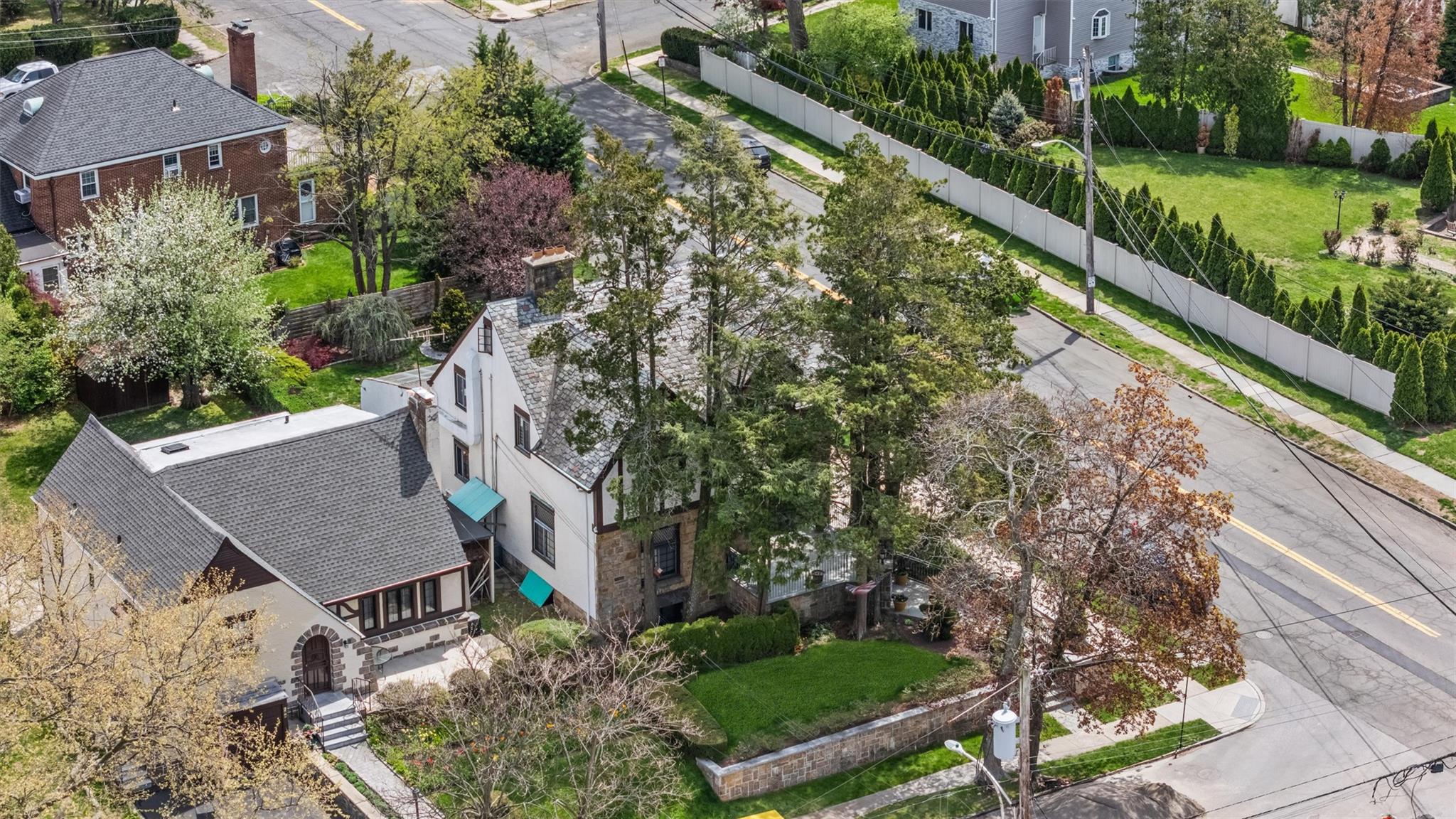 182 Kneeland Avenue, Yonkers, New York image 45